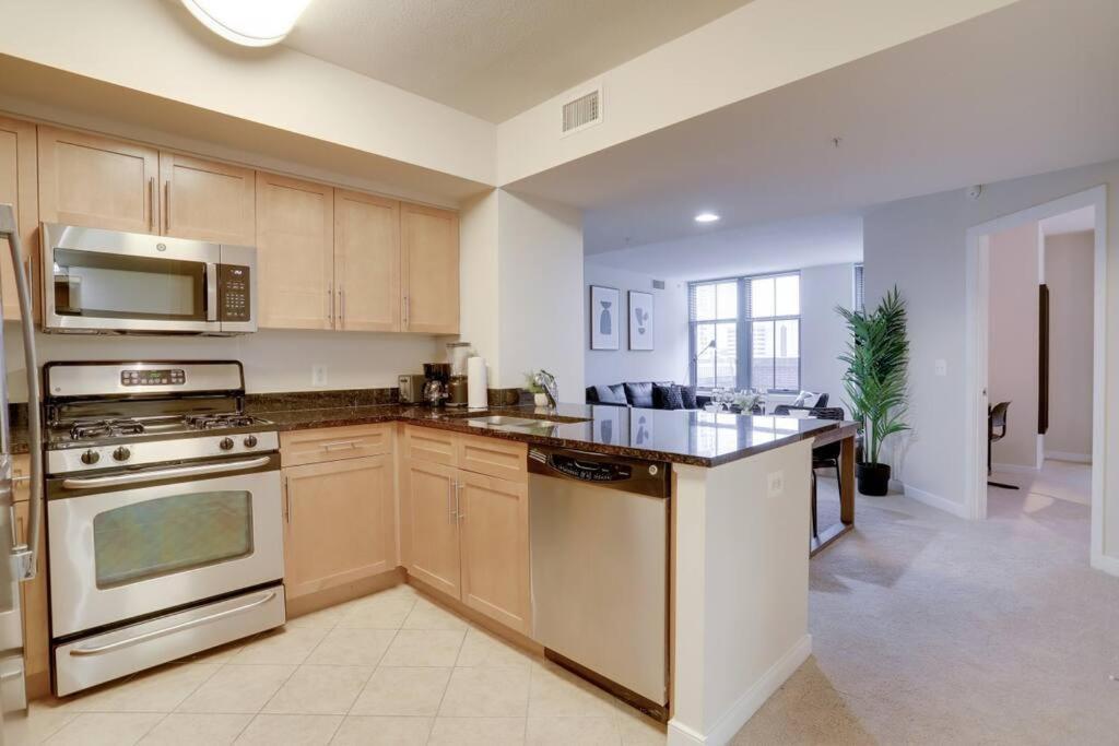 Upscale Comfort Next To Metro And Dining Άρλινγκτον Εξωτερικό φωτογραφία