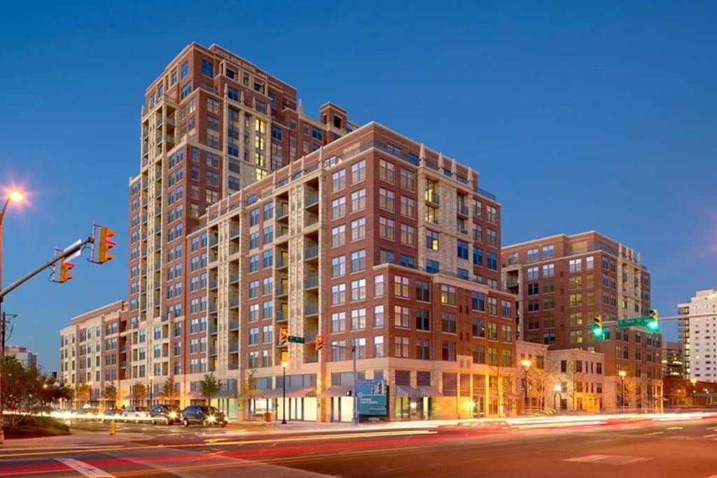 Upscale Comfort Next To Metro And Dining Άρλινγκτον Εξωτερικό φωτογραφία