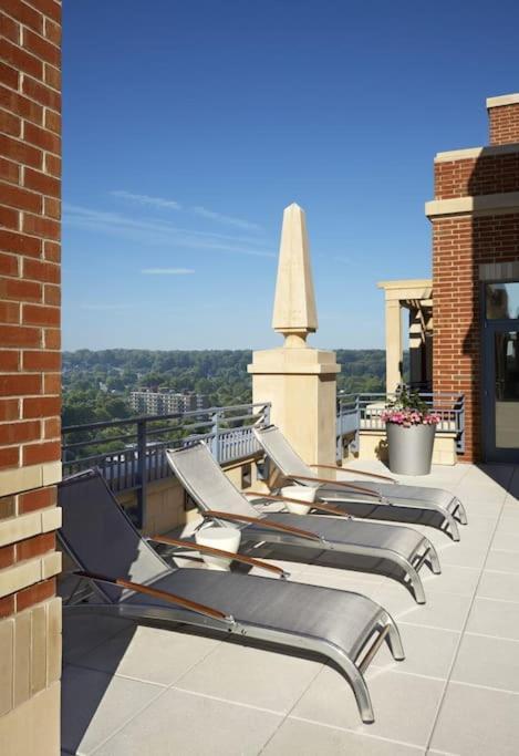 Upscale Comfort Next To Metro And Dining Άρλινγκτον Εξωτερικό φωτογραφία
