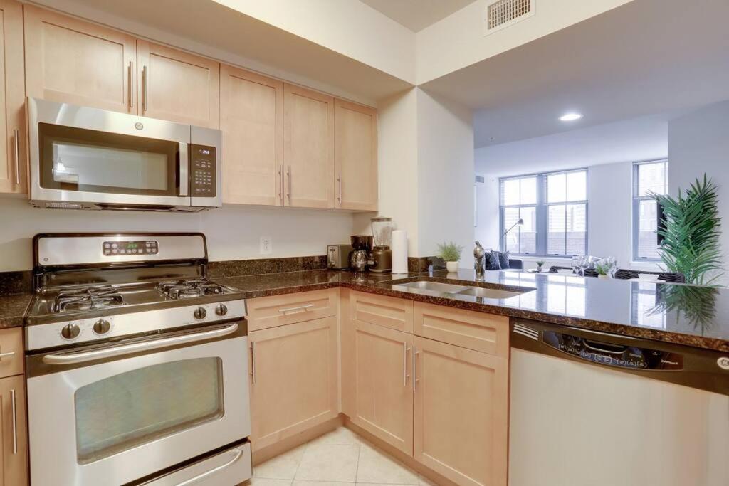 Upscale Comfort Next To Metro And Dining Άρλινγκτον Εξωτερικό φωτογραφία
